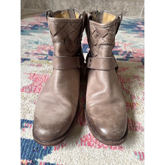 Frye Phillip Woven Leather Harness Boots 9 - Picture 5 of 10